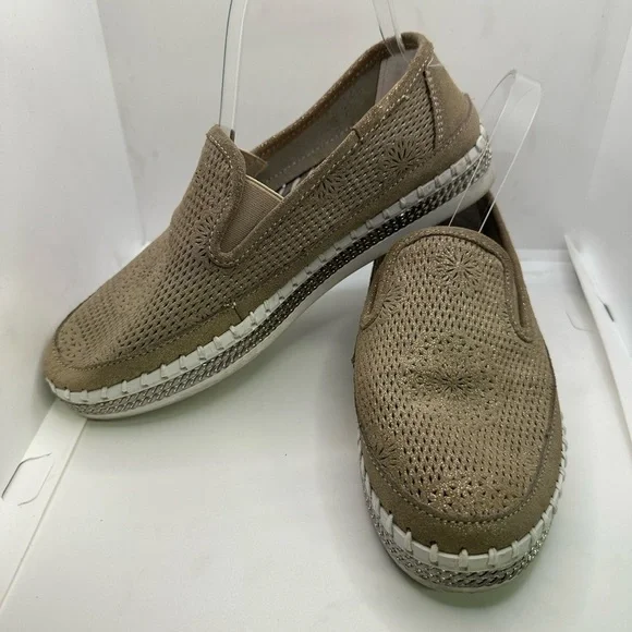 bernie mev. Women's Cream and Silver Slip-On Sneakers - Picture 3 of 7